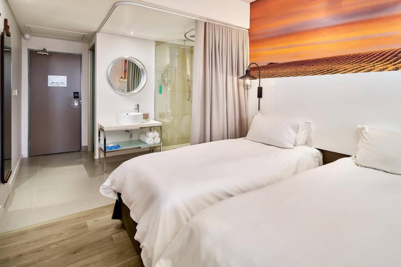 Protea Hotel By Marriott O R Tambo Airport Kempton Park Luaran gambar