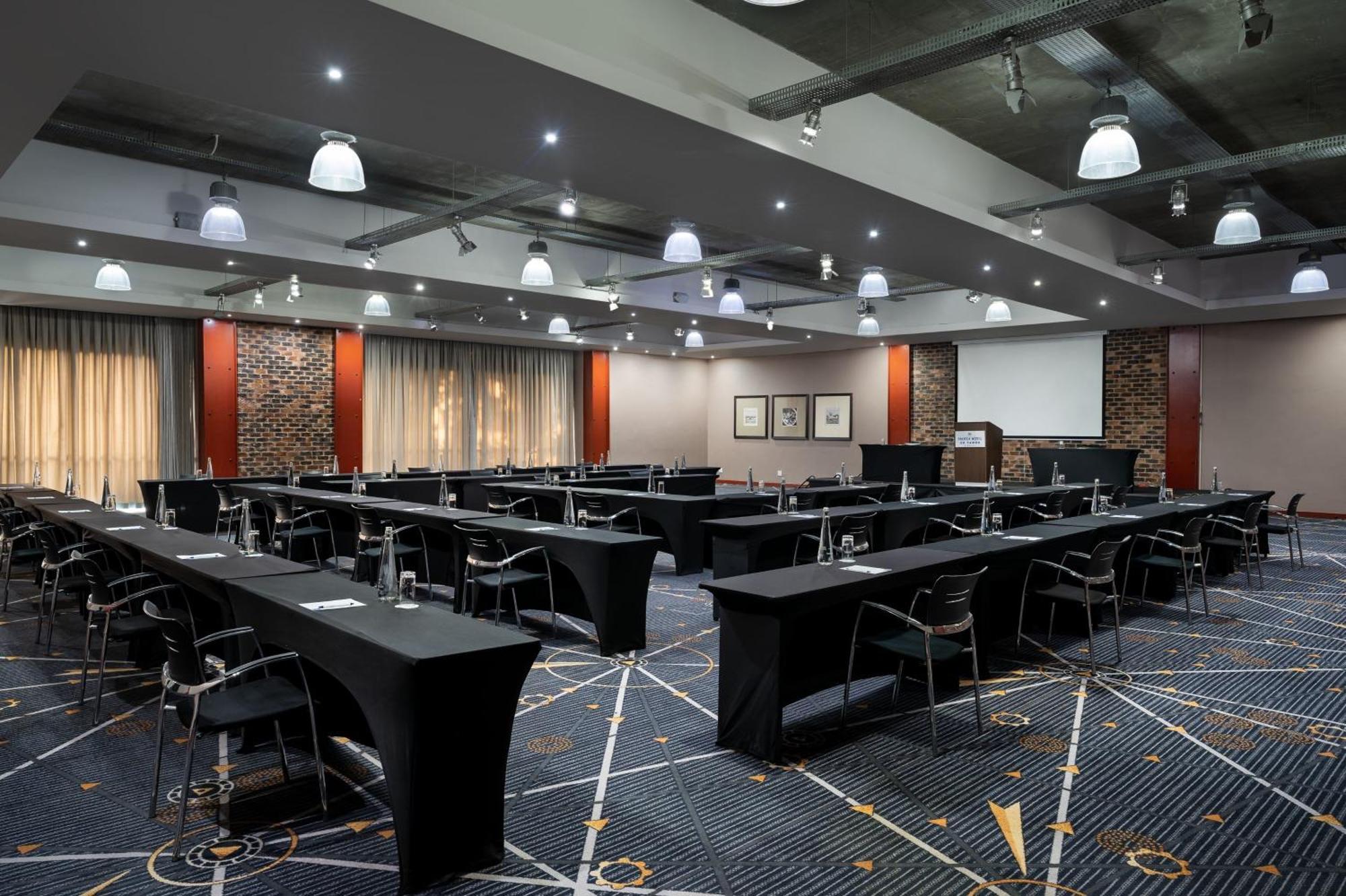 Protea Hotel By Marriott O R Tambo Airport Kempton Park Luaran gambar